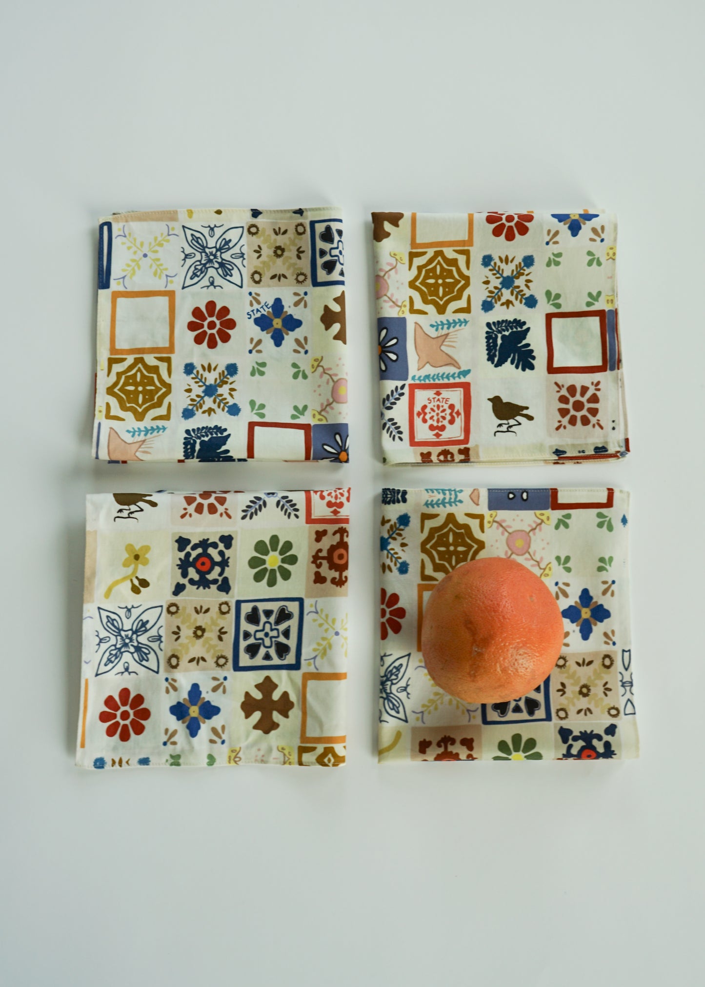 TILE NAPKIN SET