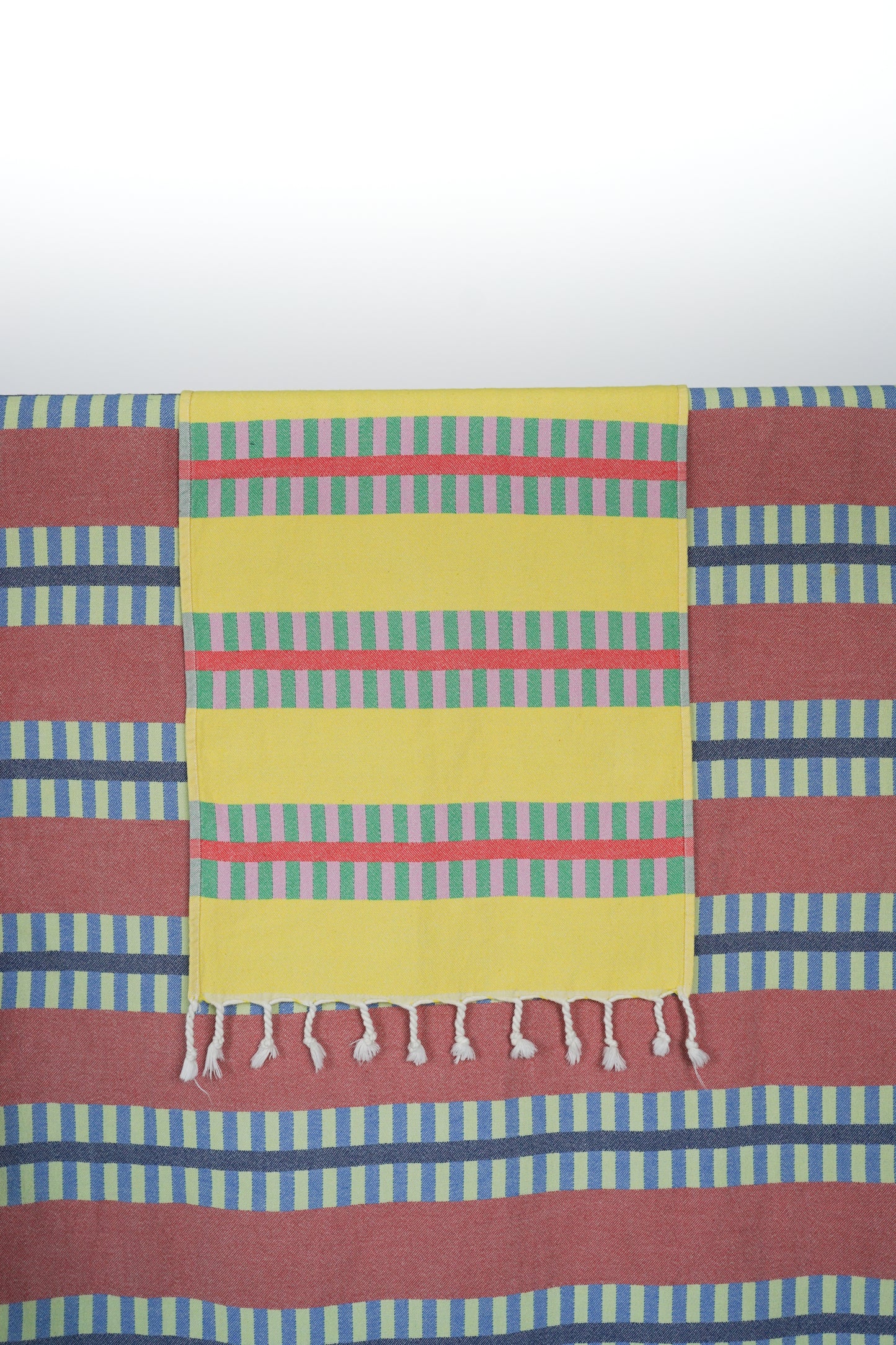 LATTICE TURKISH TOWEL / RUM PUNCH
