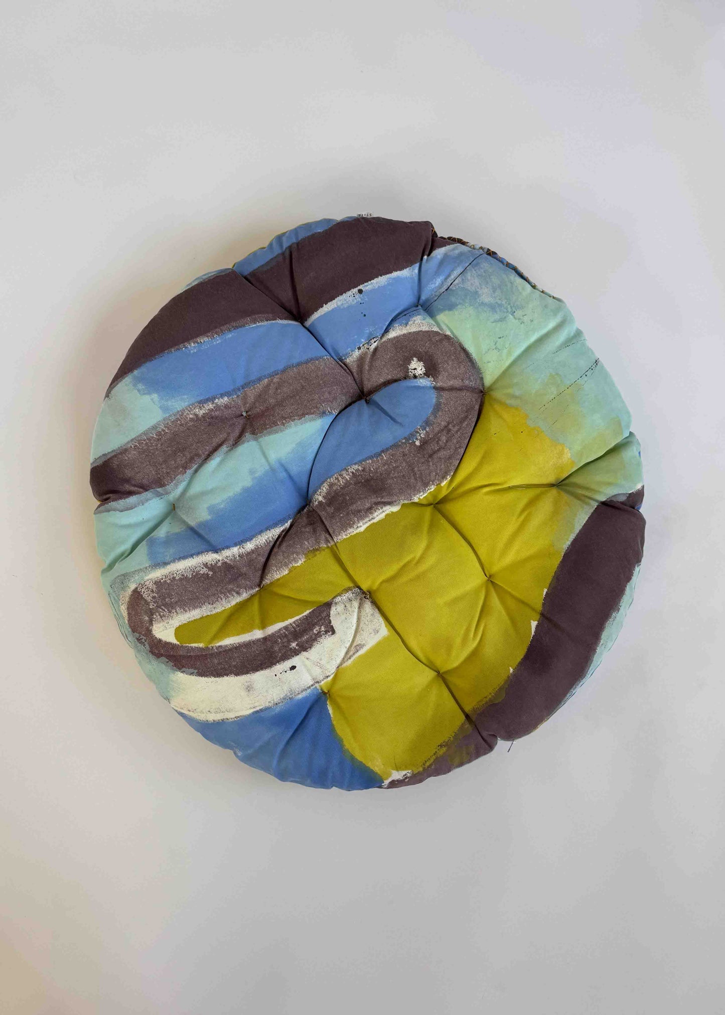 BIG CIRCLE CLOUD CUSHION / COASTAL TOWN