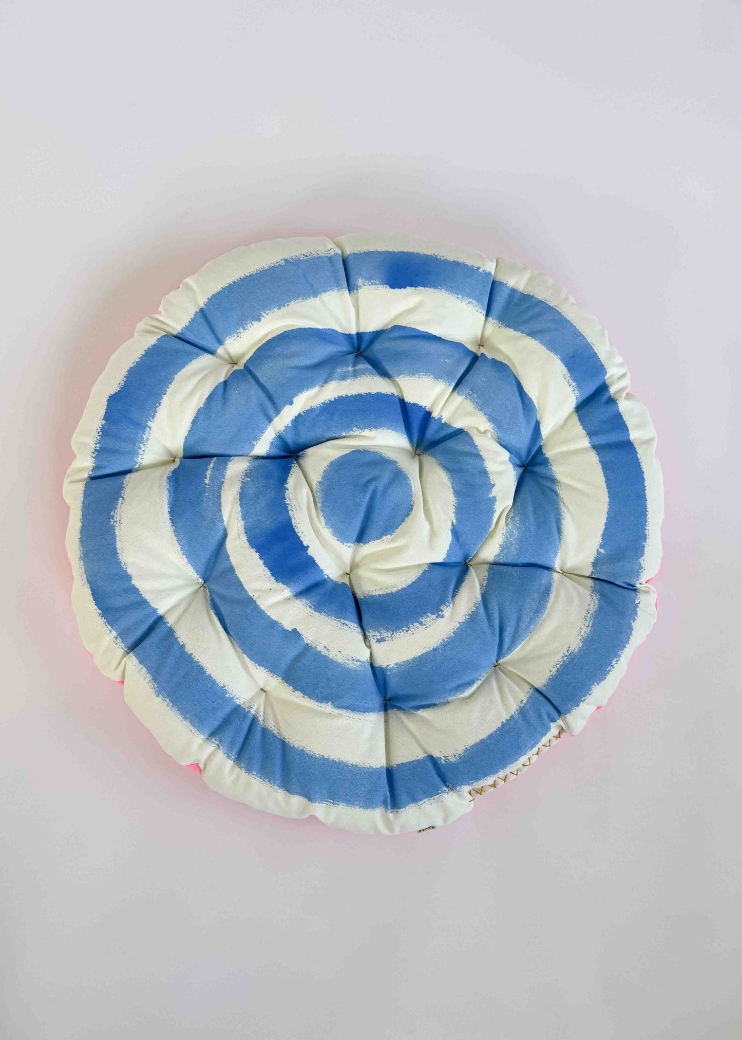 BIG CIRCLE CLOUD CUSHION / BLUE BULLSEYE