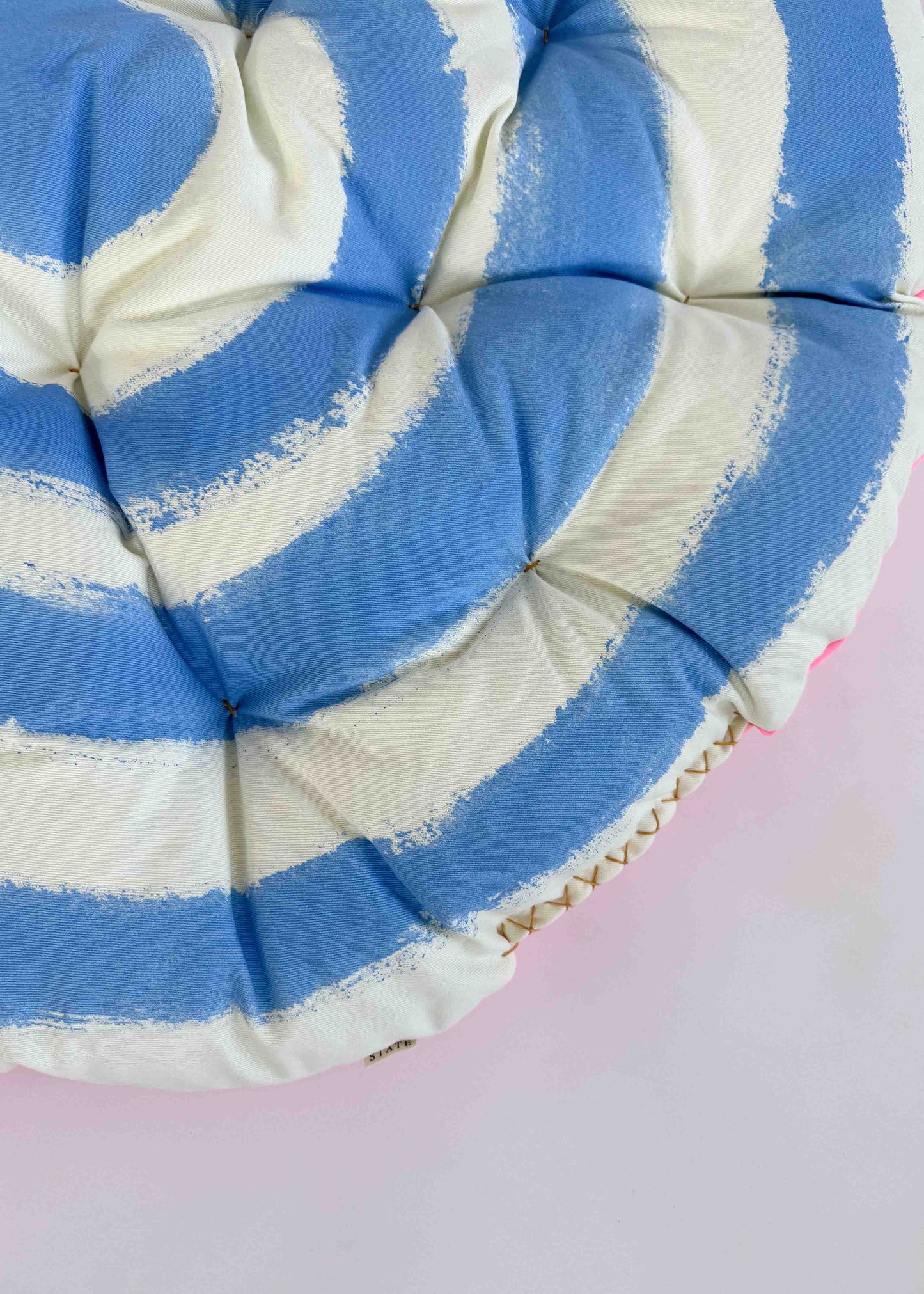 BIG CIRCLE CLOUD CUSHION / BLUE BULLSEYE