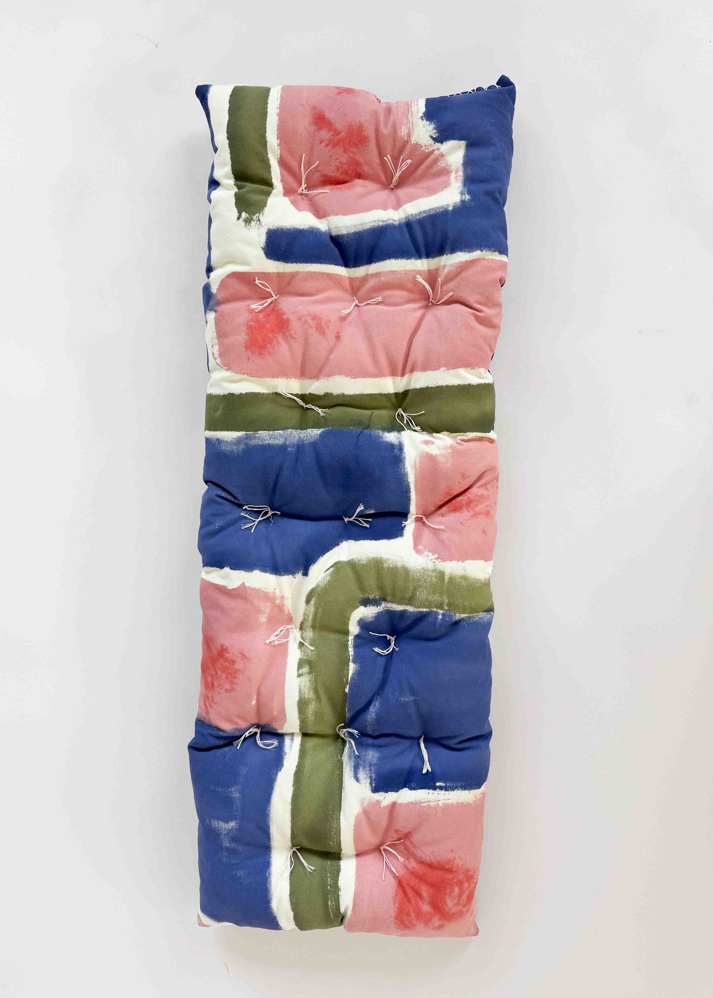 BENCH CLOUD CUSHION / WATER FLOWERS