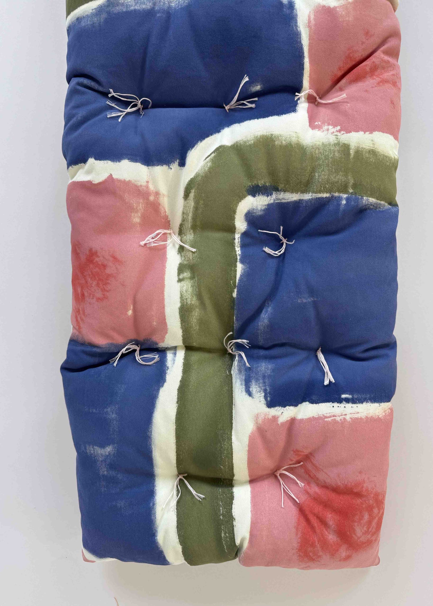 BENCH CLOUD CUSHION / WATER FLOWERS