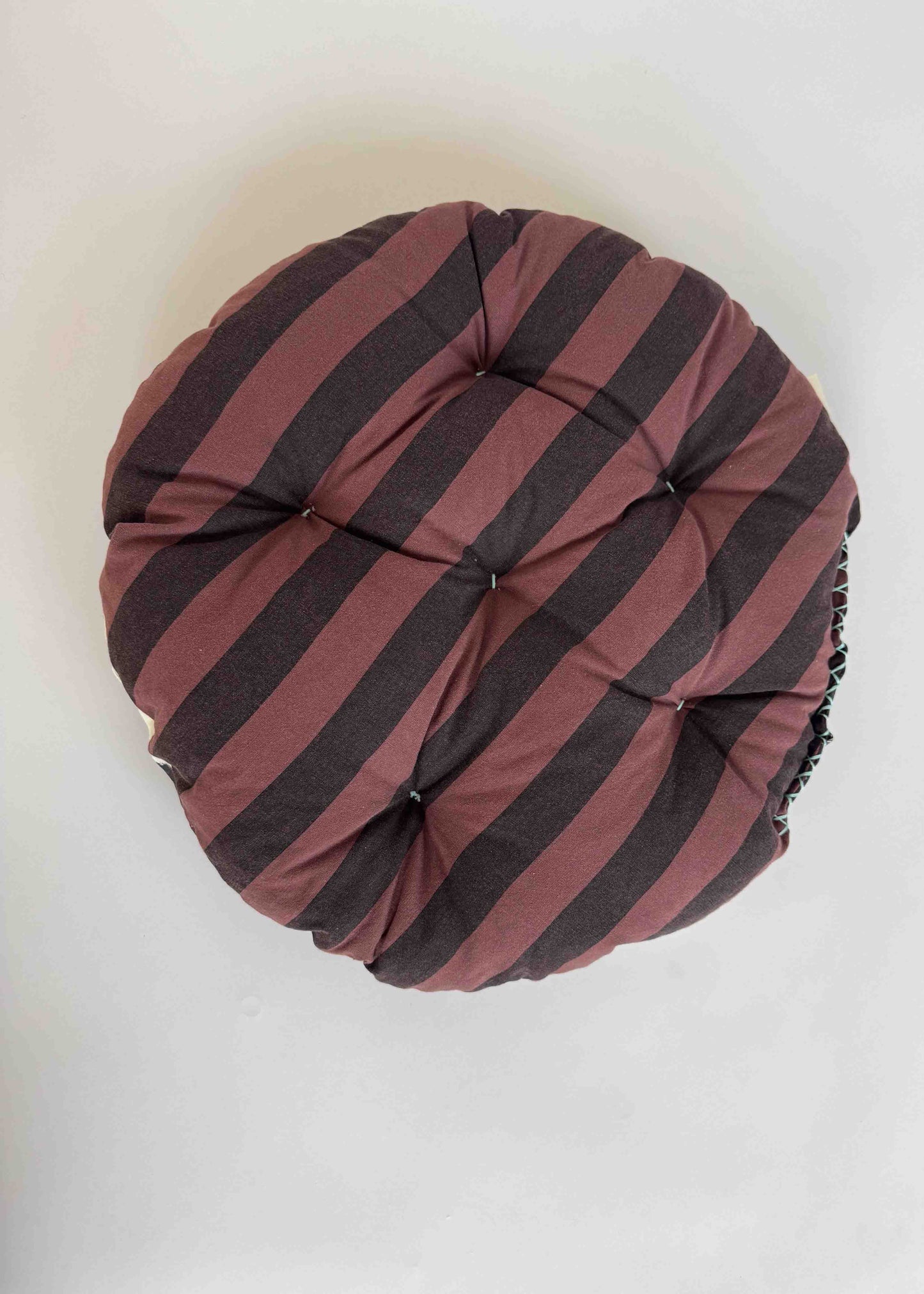 LIL' CIRCLE CLOUD CUSHION / CIGAR LOUNGE