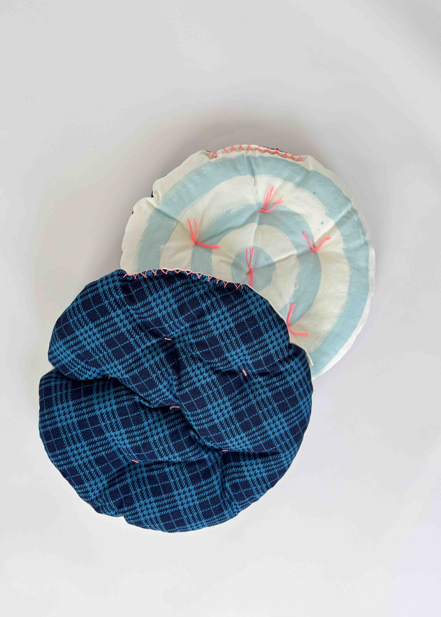LIL' CIRCLE CLOUD CUSHION / ICELAND FLING