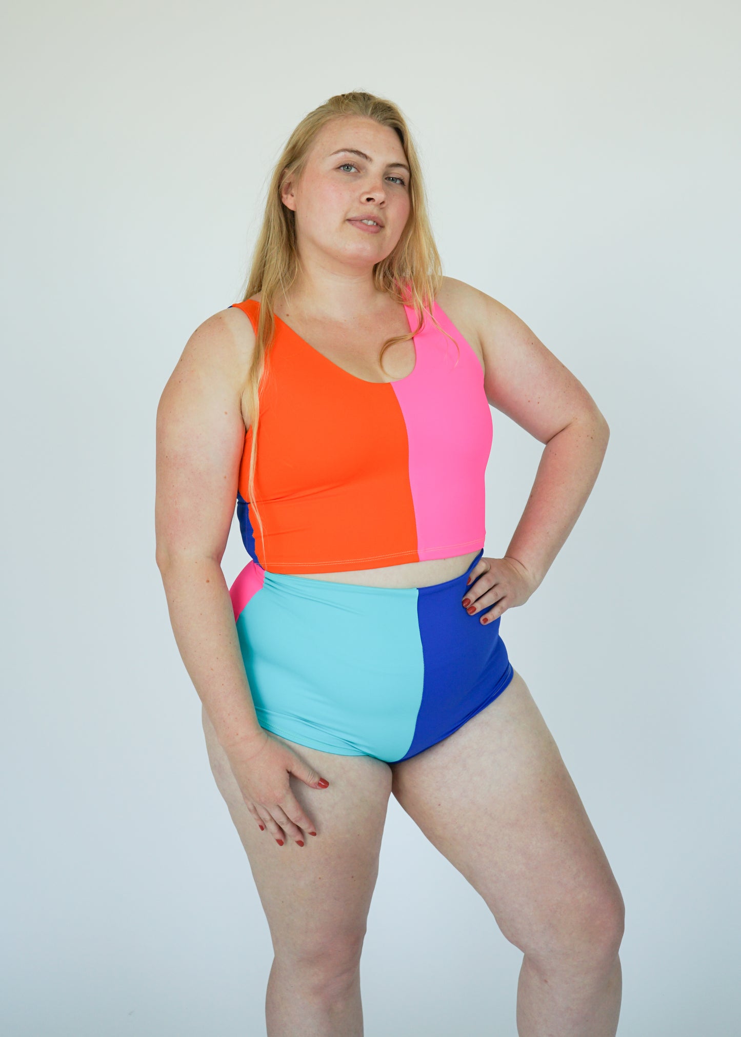 SWIM BRITCHES / BEACH BALL