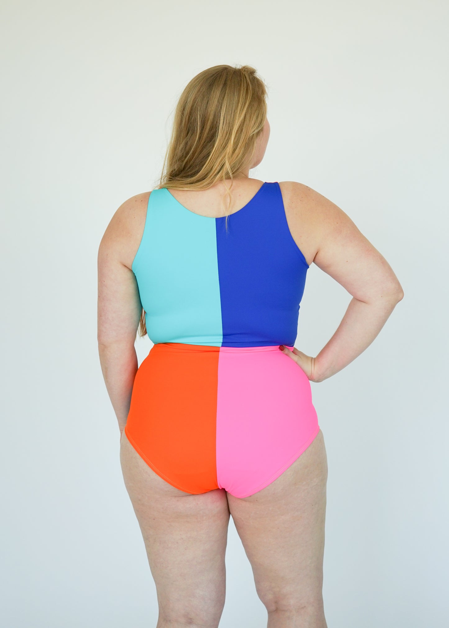 SWIM BRITCHES / BEACH BALL