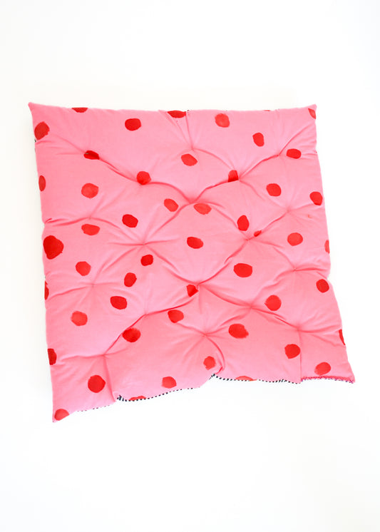 BIG SQUARE CLOUD CUSHION / SPOTTY