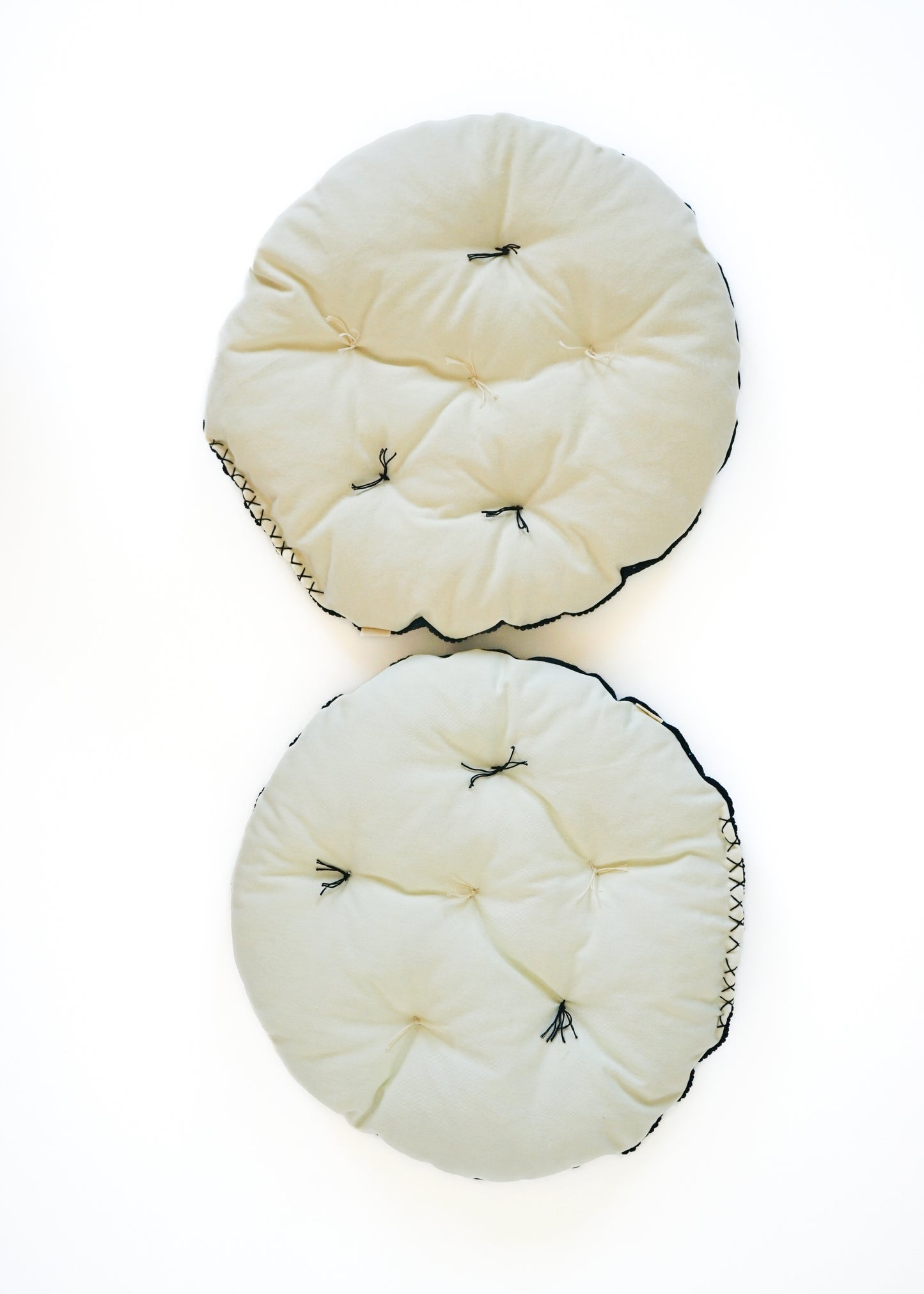 LIL' CIRCLE CLOUD CUSHION / COOKIE