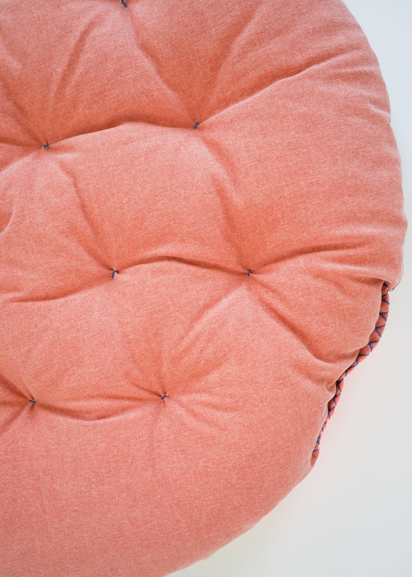 BIG CIRCLE CUSHION / SUNTAN