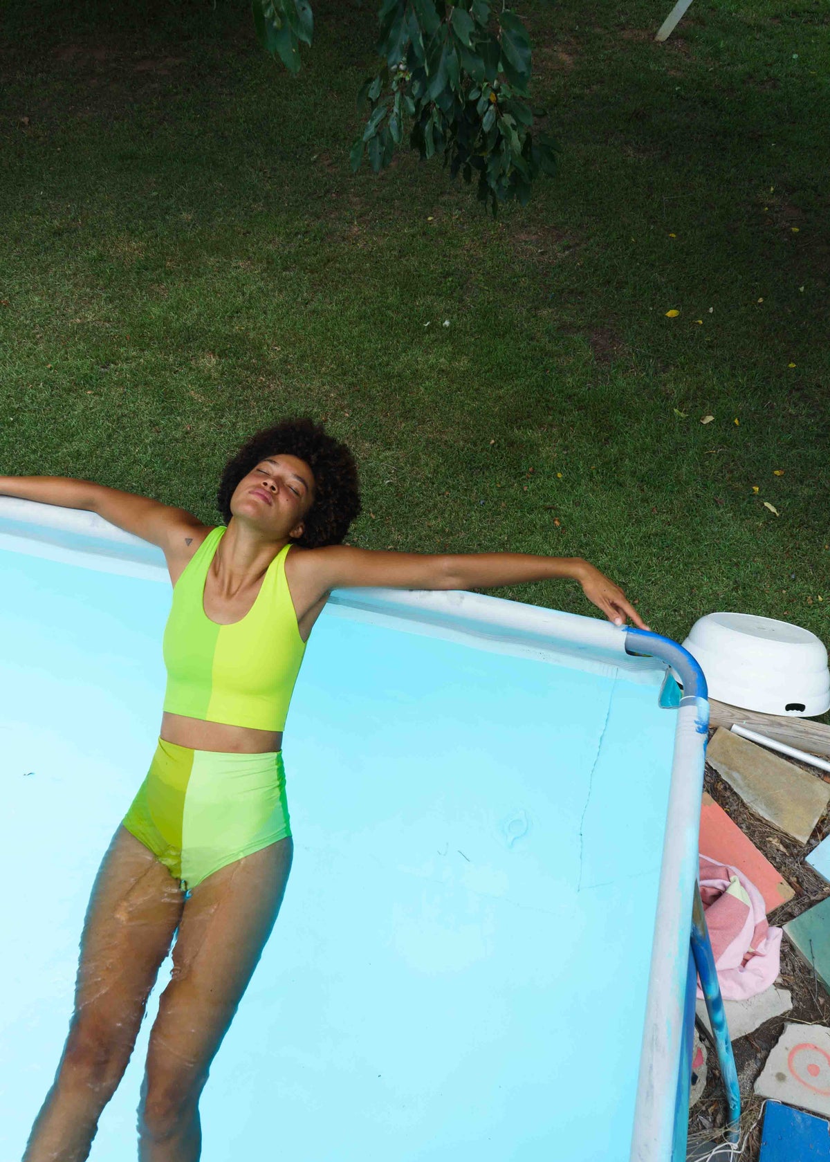 SWIM TANK / LASER