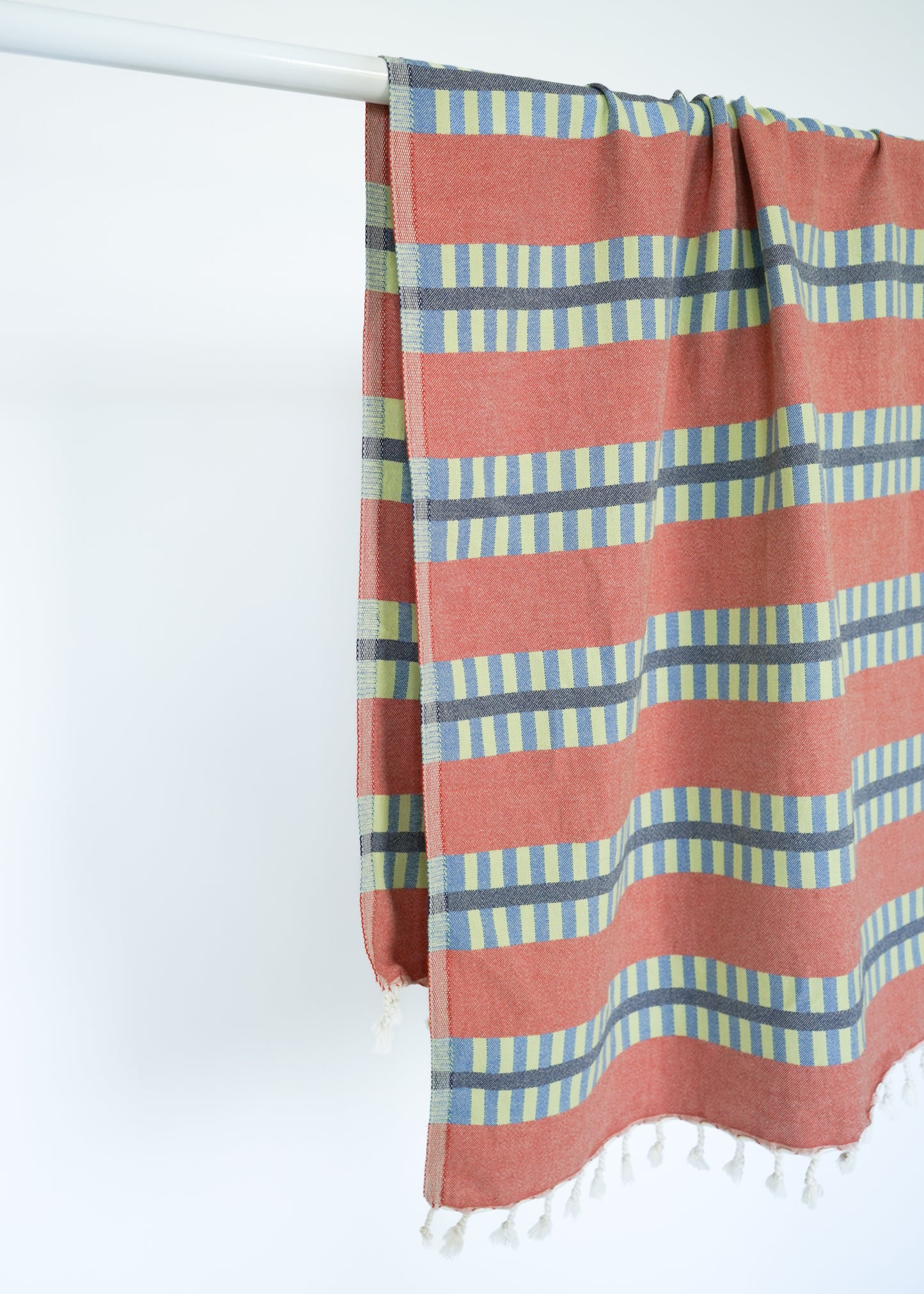 LATTICE TURKISH TOWEL / RUM PUNCH