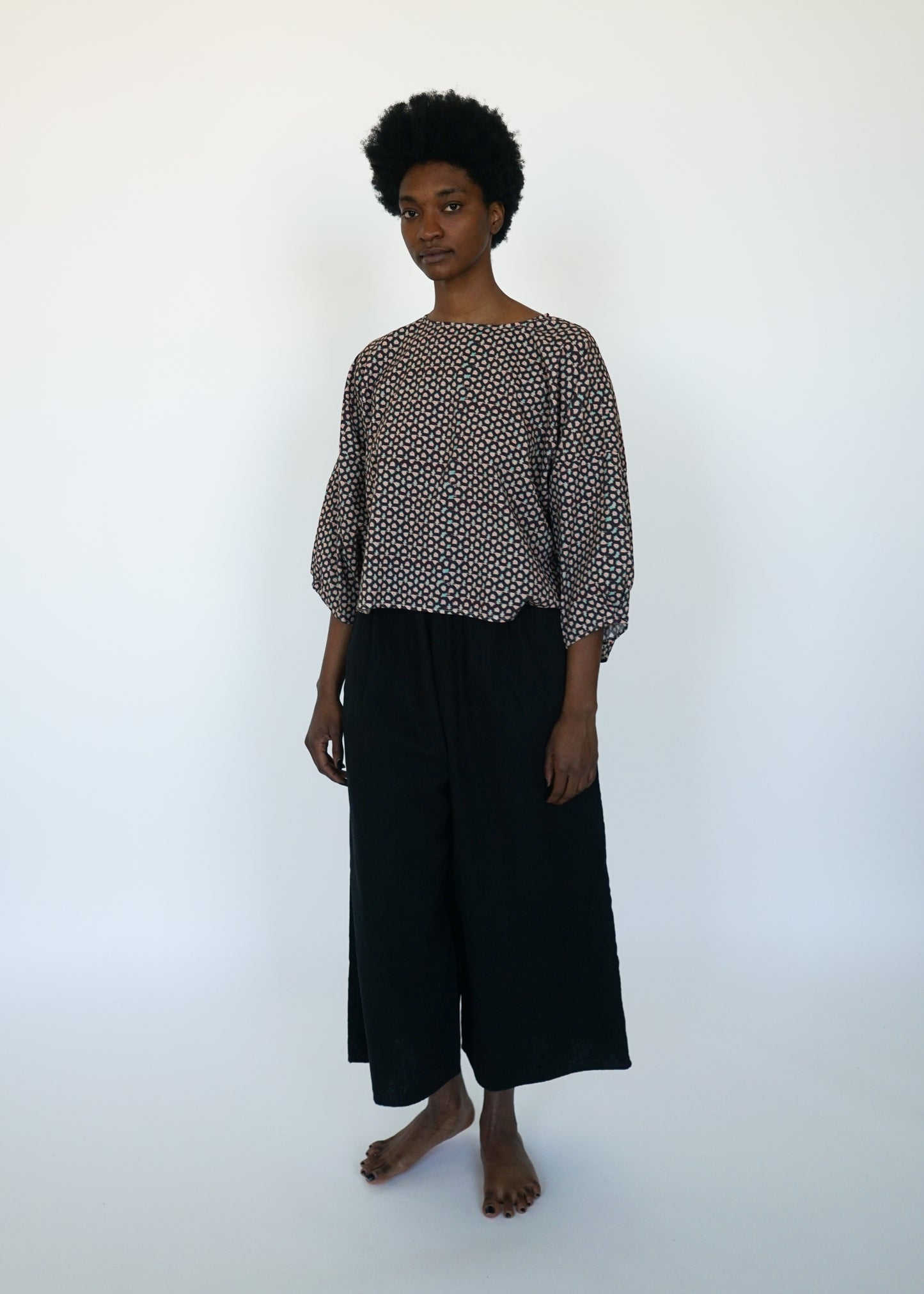 DART BLOUSE / MUMSIE