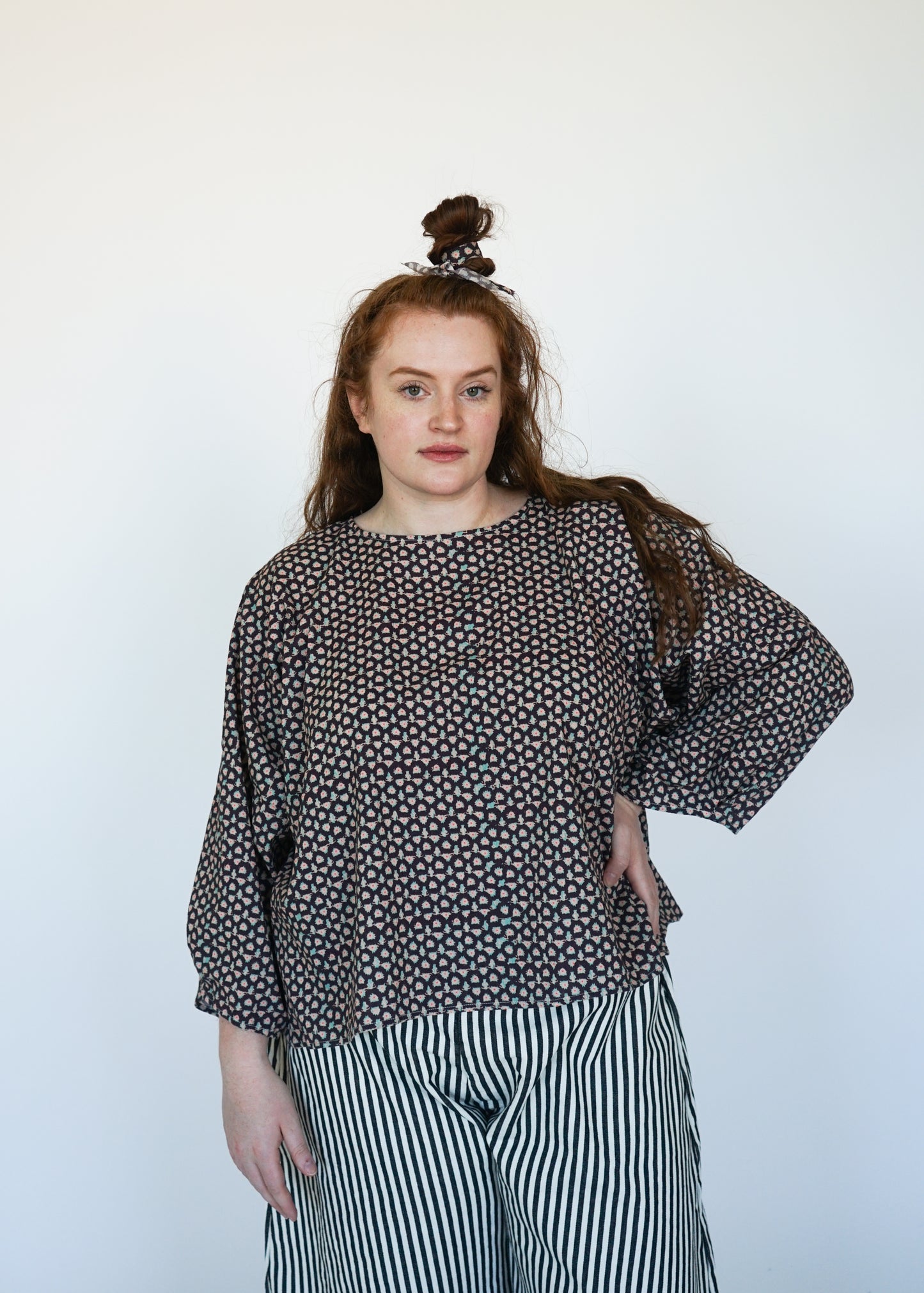 DART BLOUSE / MUMSIE