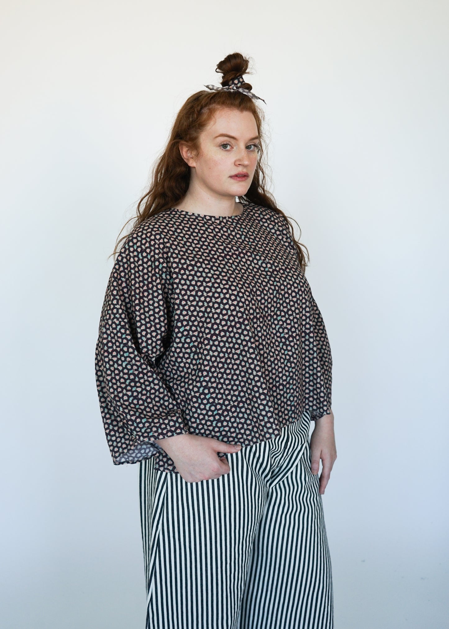 DART BLOUSE / MUMSIE