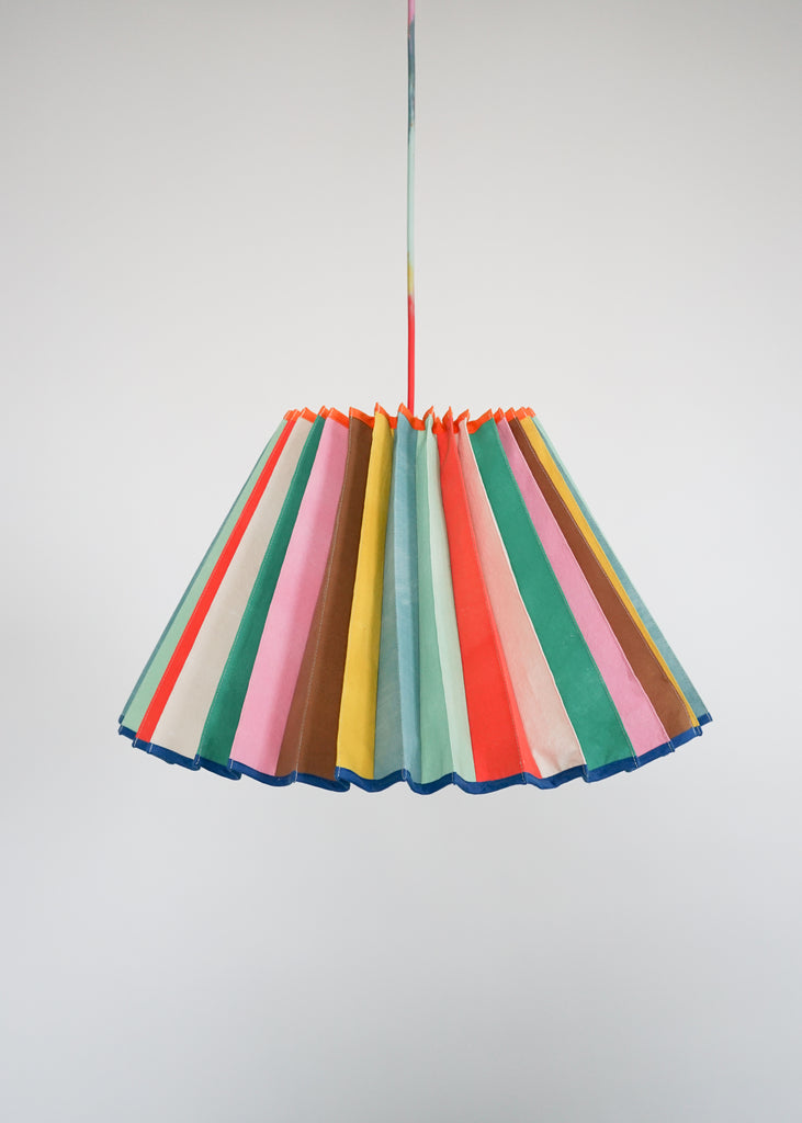 PLEATED PENDANT / CARNIVAL STRIPE
